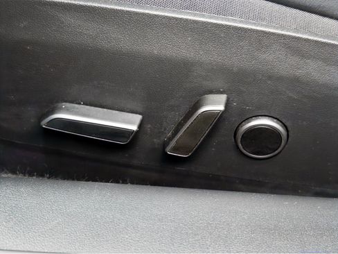 Used 2018 Tesla Model 3 Long Range RWD image 7