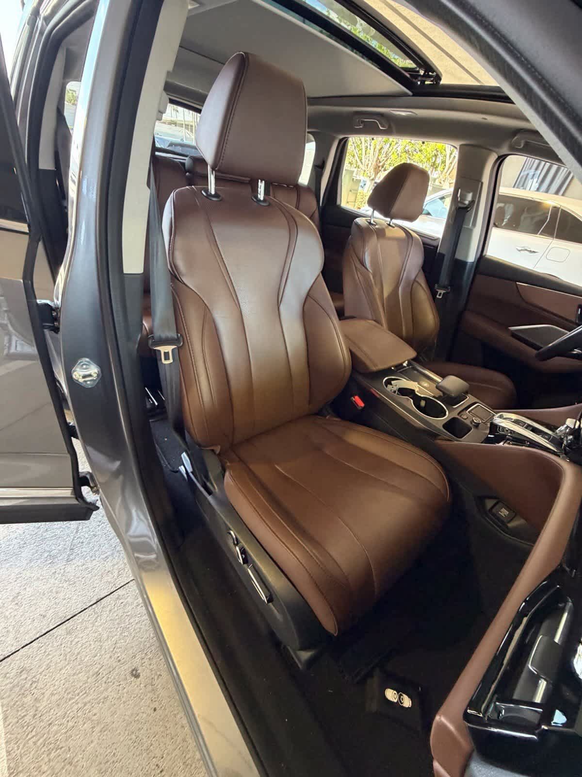 Used 2023 Acura MDX w/ Technology Package AWD/4WD image 11