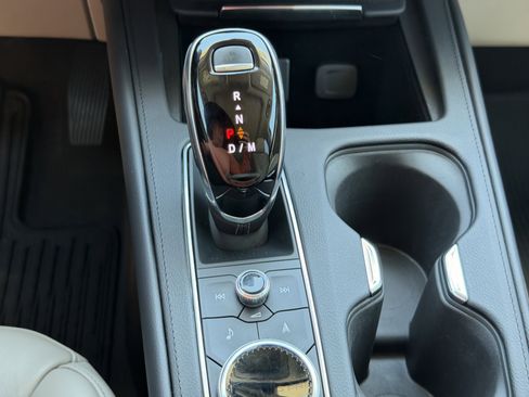Used 2023 Cadillac XT4 Premium Luxury FWD image 27
