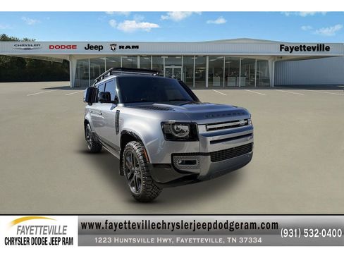 Used 2024 Land Rover Defender 130 Outbound image 1