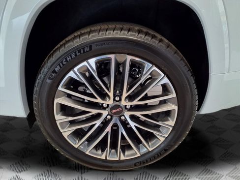 New 2027 GMC Terrain Denali AWD/4WD image 9