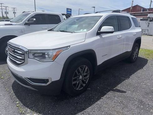 Used 2018 GMC Acadia SLT AWD/4WD image 1
