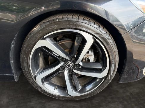 Used 2018 Honda Accord Sport image 35