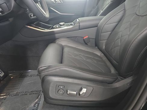 New 2026 BMW X5 sDrive40i image 15