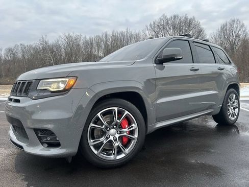 Used 2021 Jeep Grand Cherokee SRT image 26