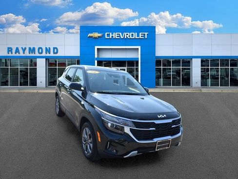 Used 2024 Kia Seltos LX AWD/4WD image 9