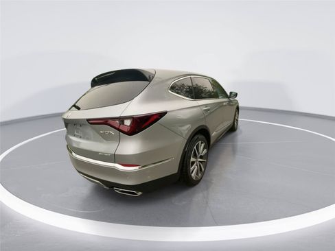 Used 2026 Acura MDX SH-AWD w/ Technology Package image 8
