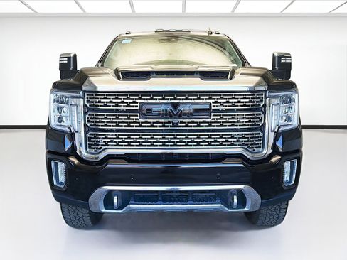 Used 2020 GMC Sierra 2500 Denali w/ Denali Ultimate Package AWD/4WD image 2