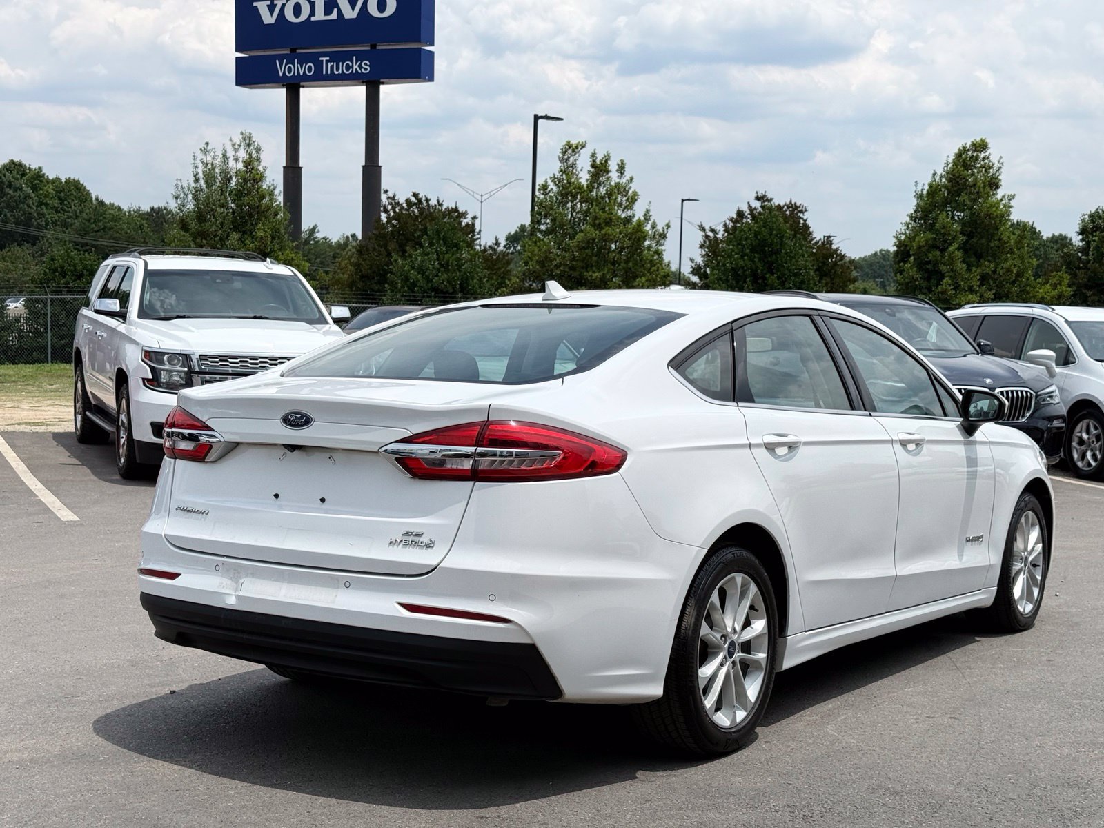 Used 2019 Ford Fusion SE FWD image 7