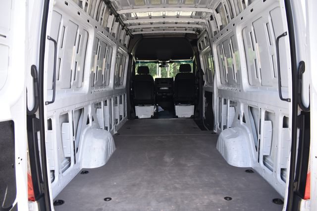 Used 2022 Mercedes-Benz Sprinter 2500 image 10