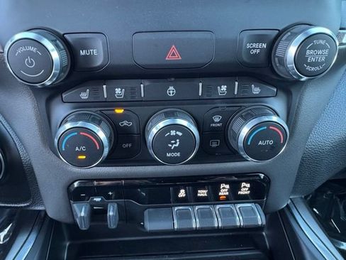 Used 2022 RAM 1500 Laramie w/ Sport Appearance Package AWD/4WD image 19