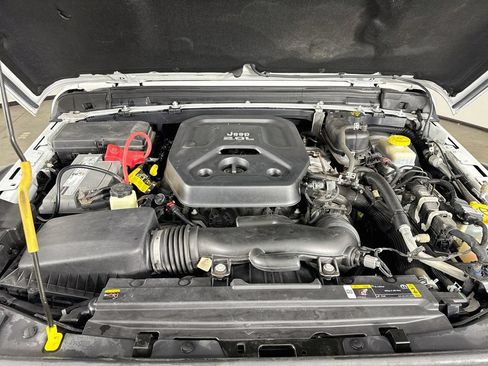 Used 2021 Jeep Wrangler Rubicon AWD/4WD image 31