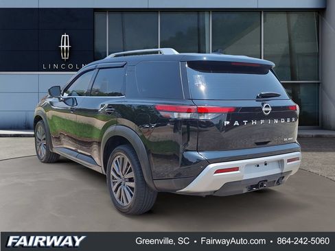 Used 2023 Nissan Pathfinder SL w/ SL Premium Package AWD/4WD image 3