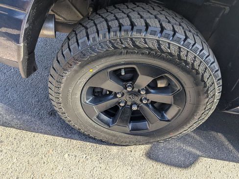 Used 2020 RAM 1500 Big Horn AWD/4WD image 10