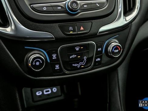 Used 2023 Chevrolet Equinox LT image 21