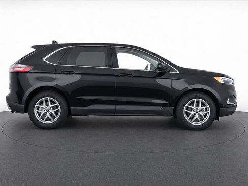 Used 2024 Ford Edge SEL w/ Convenience Package AWD/4WD image 9