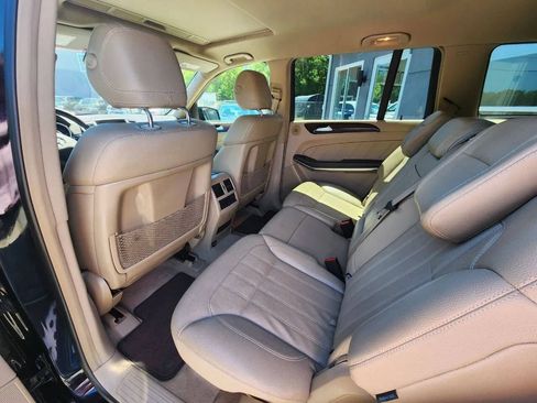 Used 2013 Mercedes-Benz GL 450 4MATIC image 11