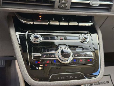 Used 2022 Lincoln Corsair AWD w/ Equipment Group 101A image 25