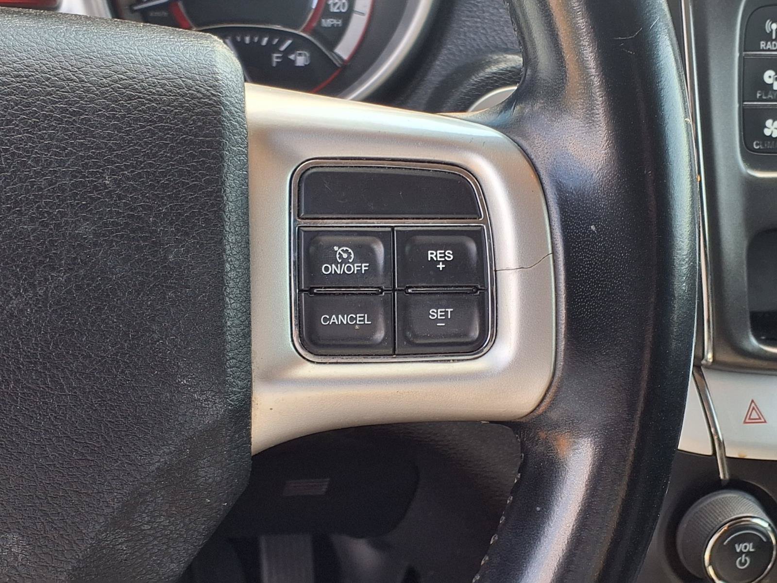 Used 2019 Dodge Journey SE w/ Connectivity Group FWD image 24