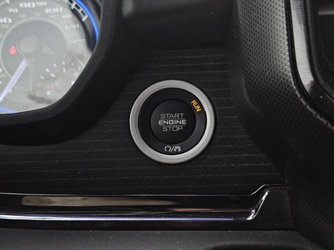 Used 2022 RAM 1500 Limited w/ Body Color Bumper Group image 24