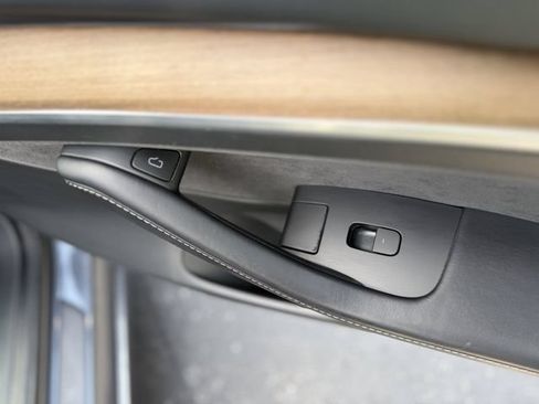 Used 2023 Tesla Model 3 Standard Range RWD image 27