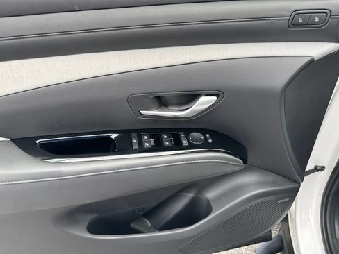 Certified 2025 Hyundai Santa Cruz Limited AWD/4WD image 19