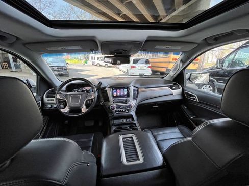 Used 2019 GMC Yukon Denali w/ Open Road Package AWD/4WD image 10
