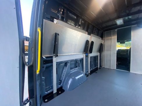 Used 2019 Mercedes-Benz Sprinter 144 image 14