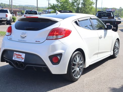 Used 2013 Hyundai Veloster Turbo FWD image 7