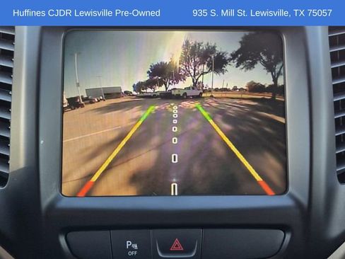 Certified 2017 Jeep Cherokee Latitude w/ Safety/Convenience Group image 19