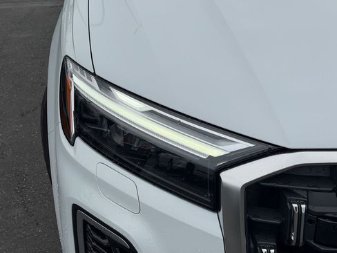 New 2026 Audi Q7 3.0T Prestige image 5