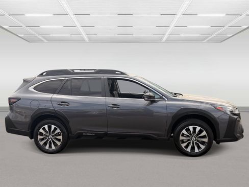 Used 2024 Subaru Outback Limited AWD/4WD image 6