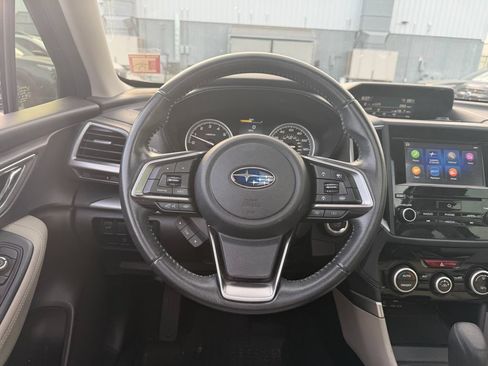 Used 2020 Subaru Forester Premium AWD/4WD image 8