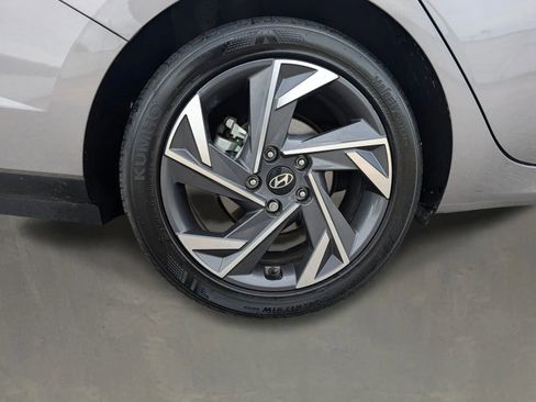 Used 2024 Hyundai Elantra SEL w/ Convenience Package image 26