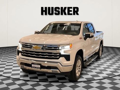 Certified 2023 Chevrolet Silverado 1500 LTZ AWD/4WD image 5