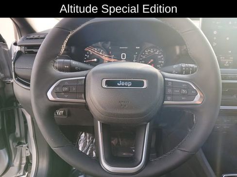 New 2026 Jeep Compass Latitude image 24