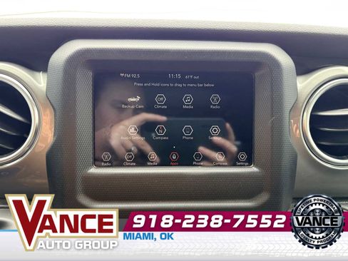 Used 2020 Jeep Gladiator Overland w/ Trailer Tow Package AWD/4WD image 26