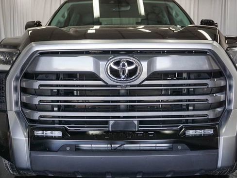 Used 2023 Toyota Tundra Limited AWD/4WD image 3