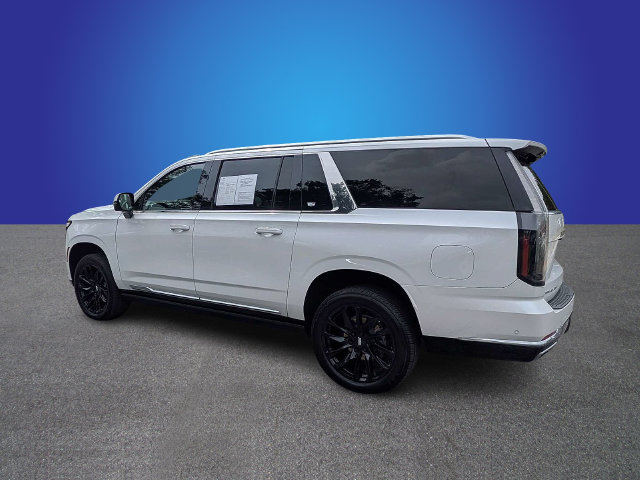 Used 2025 Cadillac Escalade ESV Premium Luxury w/ Touring Package AWD/4WD image 3
