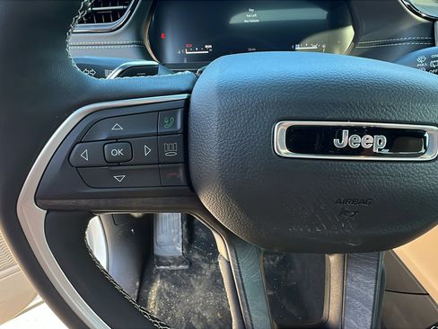 New 2026 Jeep Grand Cherokee Limited w/ Limited Altitude Package image 24