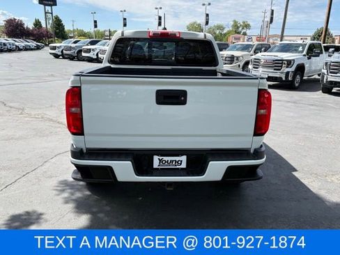 Used 2018 Chevrolet Colorado LT w/ LT Convenience Package AWD/4WD image 4