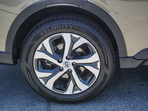 Used 2021 Subaru Outback Touring XT AWD/4WD image 8