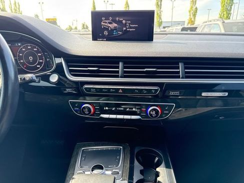 Used 2017 Audi Q7 3.0T Premium Plus w/ Premium Plus Package AWD/4WD image 23
