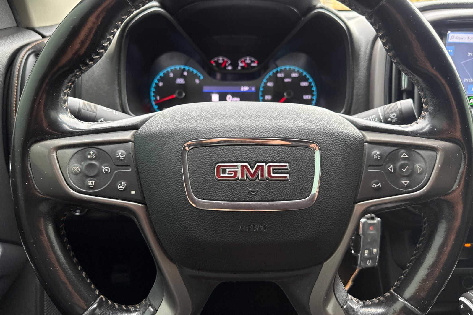 Used 2021 GMC Canyon AT4 w/ Driver Alert Package AWD/4WD image 32
