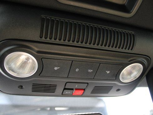 Used 2015 Volkswagen Eos Komfort image 14