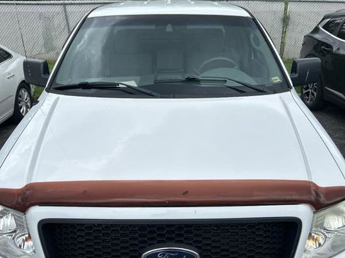 Used 2005 Ford F150 XLT RWD image 3