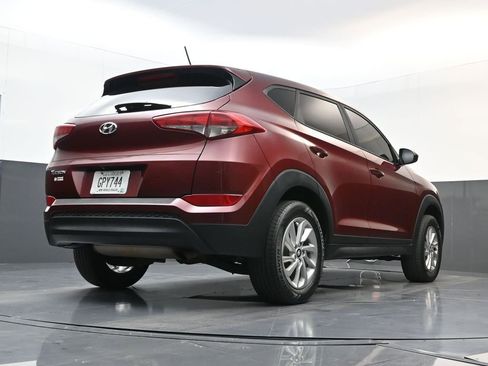 Used 2017 Hyundai Tucson SE image 29