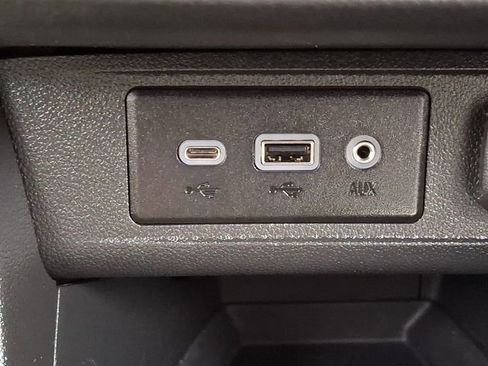 Used 2023 Buick Encore GX Preferred w/ Cold Weather Comfort Package image 27