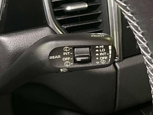 Used 2015 Porsche Macan S AWD/4WD image 42