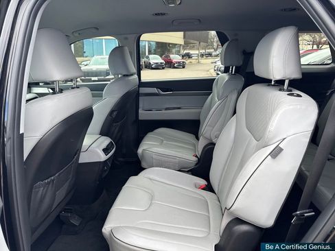 Used 2023 Hyundai Palisade SEL image 33